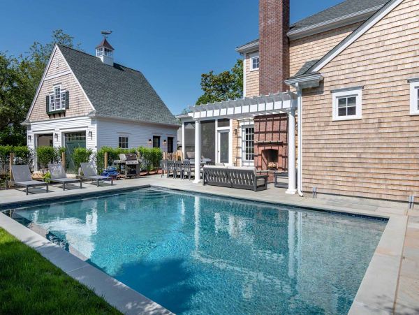 Cape Cod Home 994650