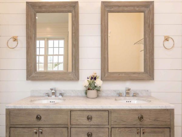 Cape Cod Home 994650