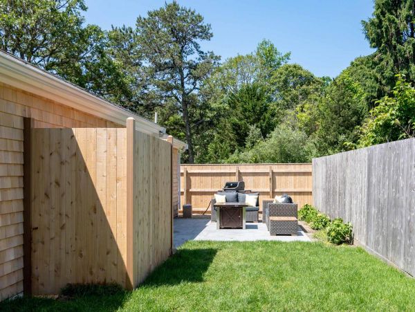 Cape Cod Home 994651