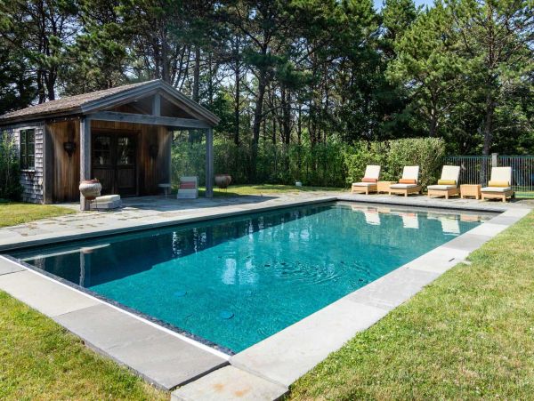 Cape Cod Home 994654