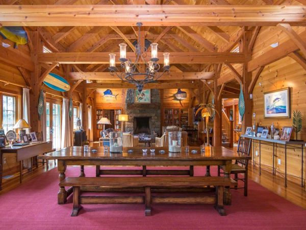 Cape Cod Home 994654