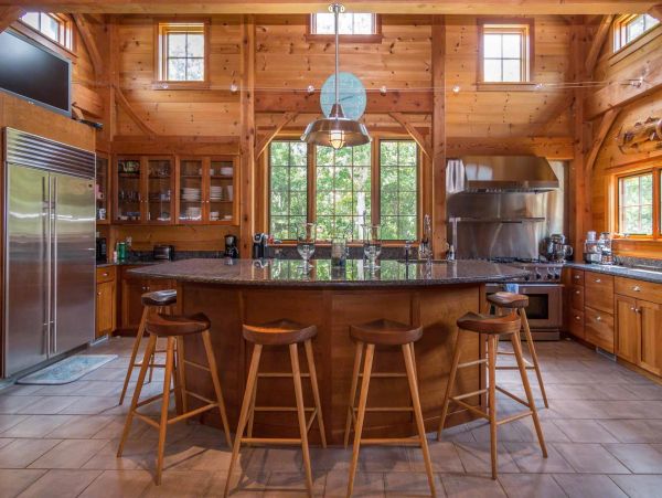 Cape Cod Home 994654
