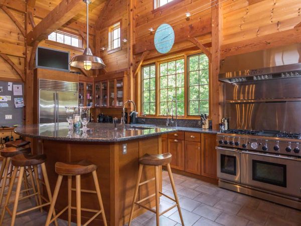 Cape Cod Home 994654