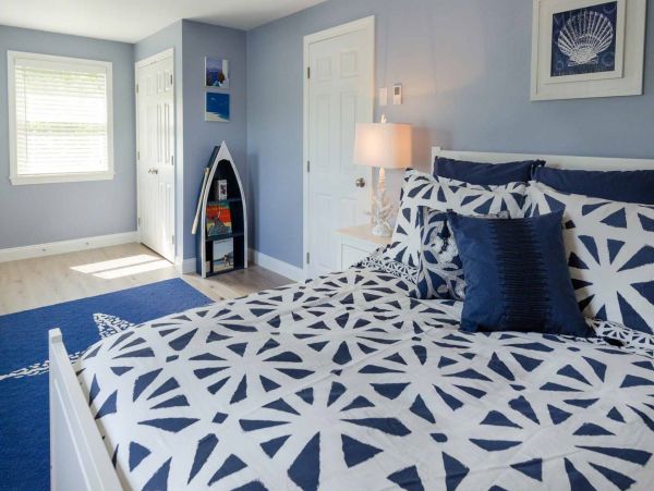 Cape Cod Home 994655