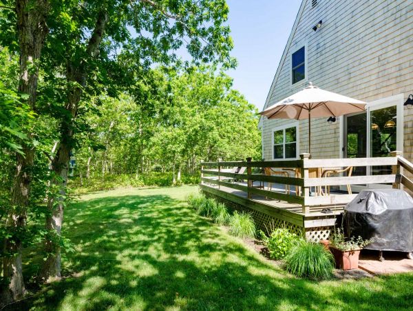 Cape Cod Home 994655