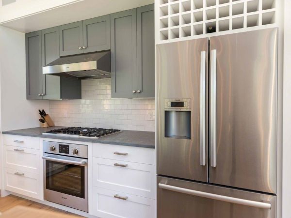 Cape Cod Home 994656