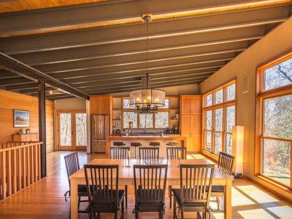 Cape Cod Home 994657