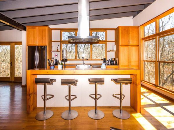 Cape Cod Home 994657