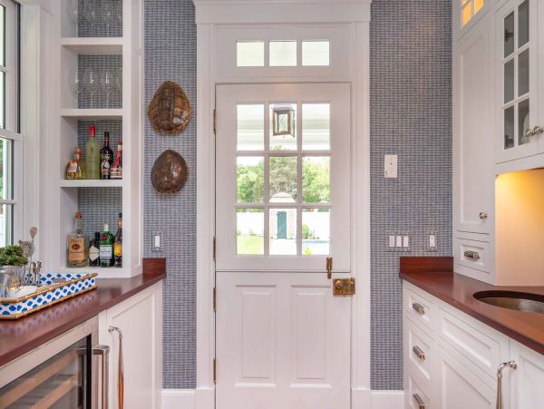 Cape Cod Home 994658
