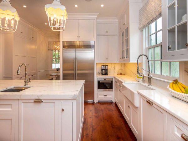 Cape Cod Home 994658