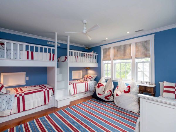 Cape Cod Home 994658