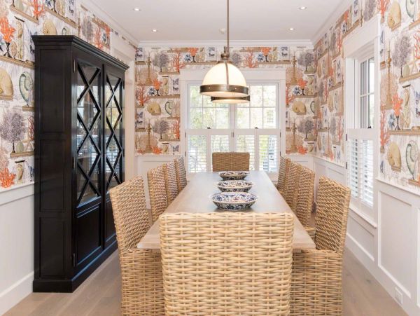 Cape Cod Home 994660