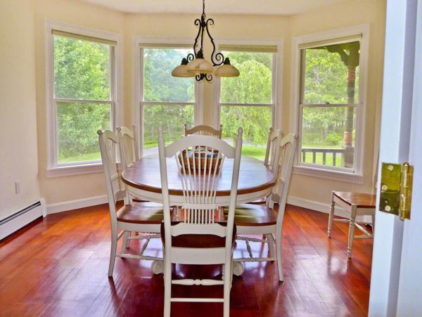 Cape Cod Home 994661