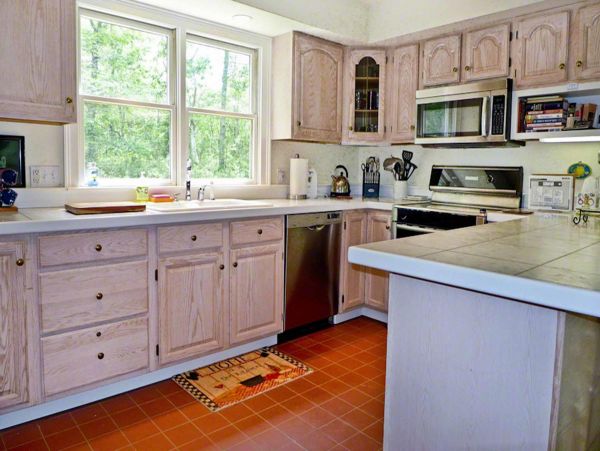 Cape Cod Home 994661