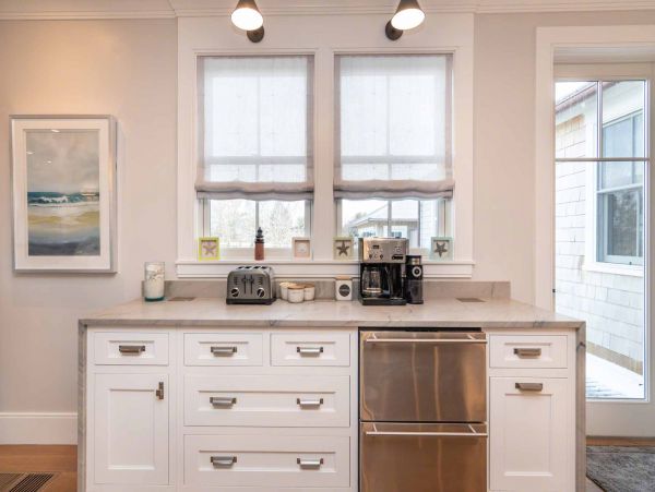 Cape Cod Home 994662