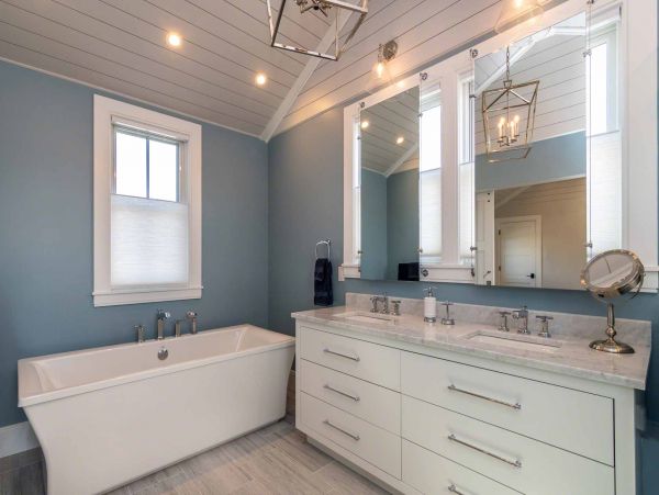 Cape Cod Home 994662