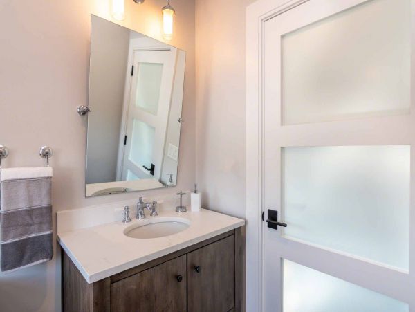 Cape Cod Home 994662