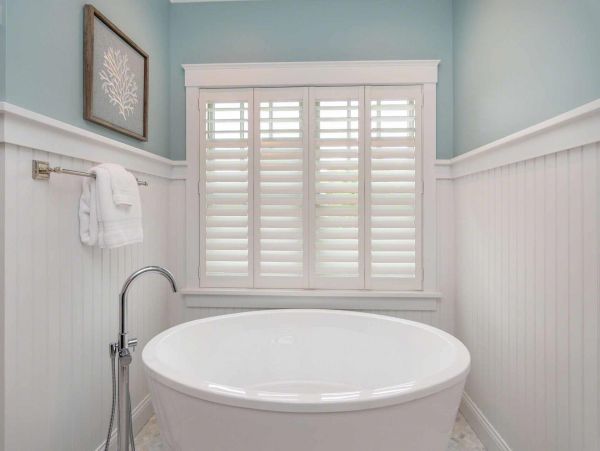 Cape Cod Home 994664
