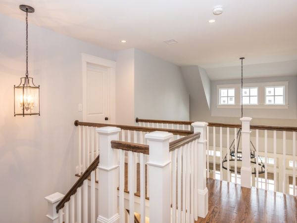Cape Cod Home 994664