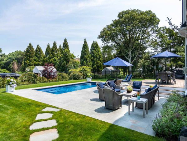 Cape Cod Home 994666