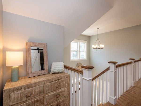 Cape Cod Home 994670