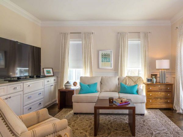 Cape Cod Home 994678