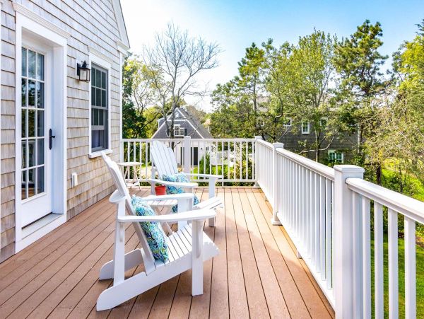 Cape Cod Home 994678