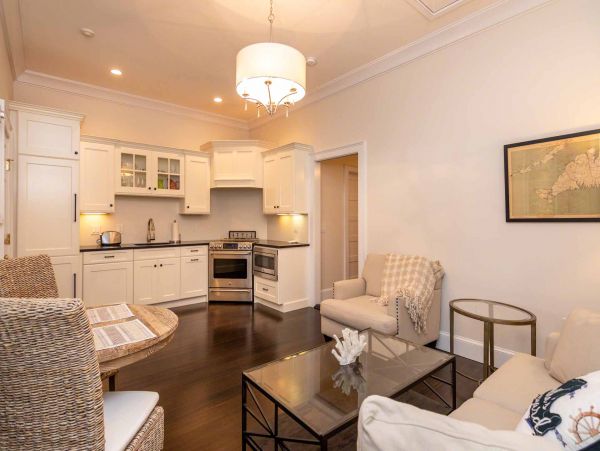 Cape Cod Condo 994683