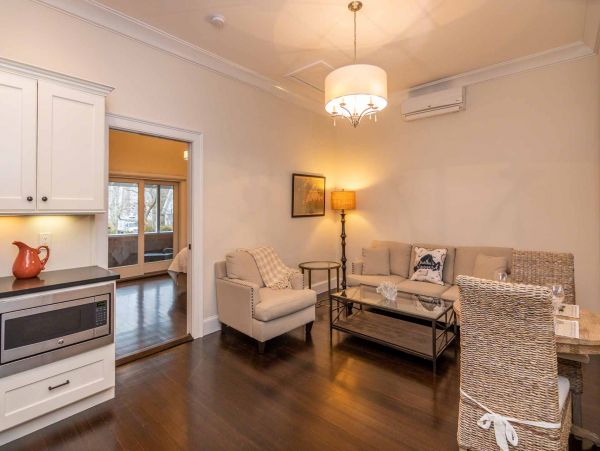 Cape Cod Condo 994683