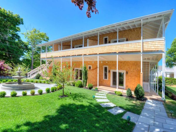 Cape Cod Condo 994683