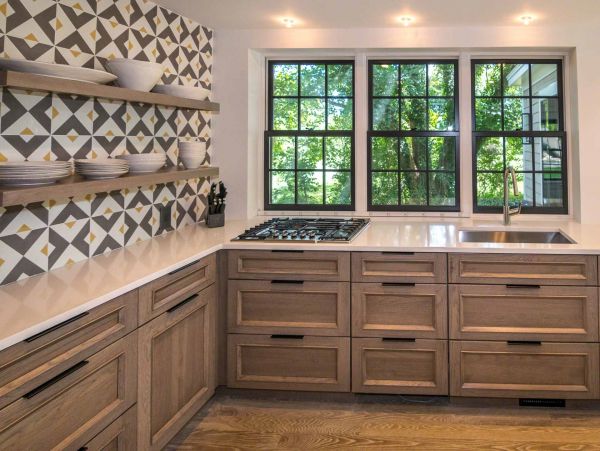 Cape Cod Home 994687