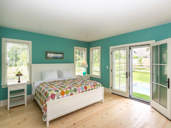 Cape Cod Home 994688