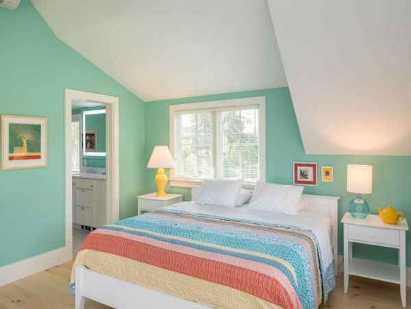 Cape Cod Home 994688