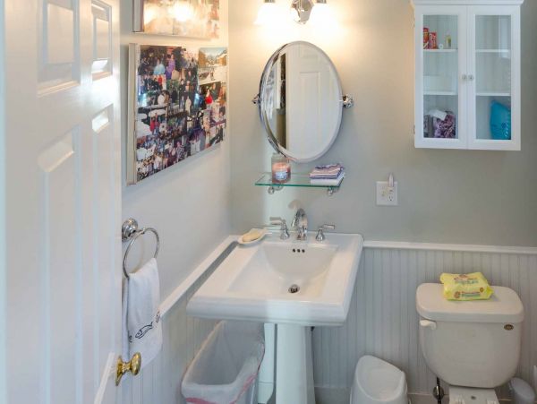 Cape Cod Home 994689