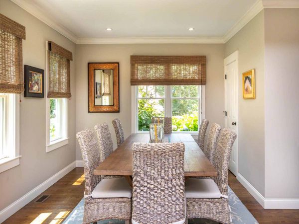 Cape Cod Home 994691