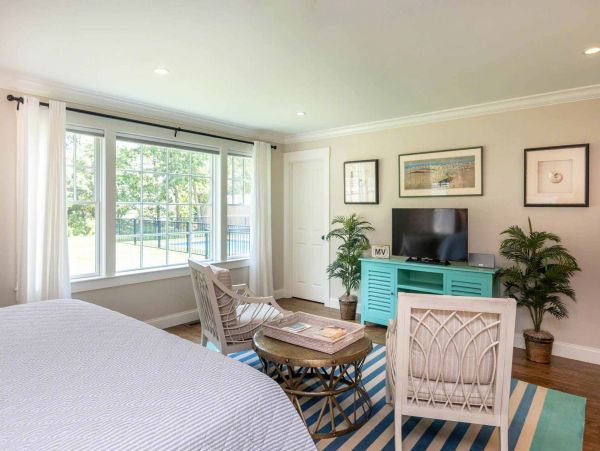 Cape Cod Home 994691