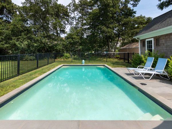 Cape Cod Home 994691