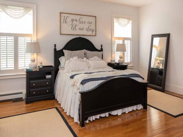 Cape Cod Home 994692