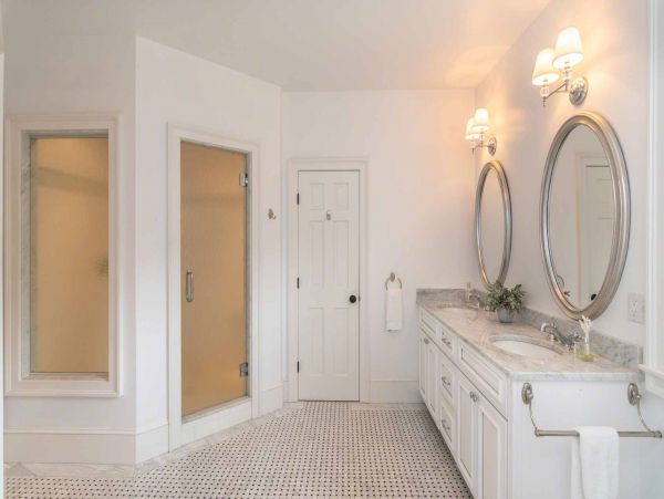 Cape Cod Home 994692
