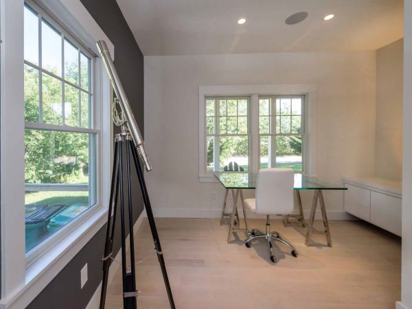 Cape Cod Home 994694