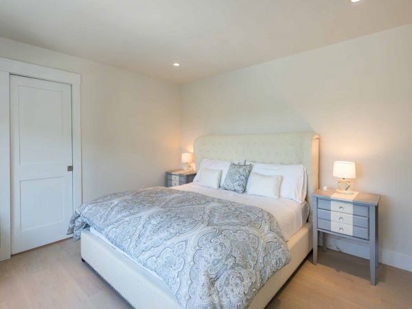 Cape Cod Home 994694