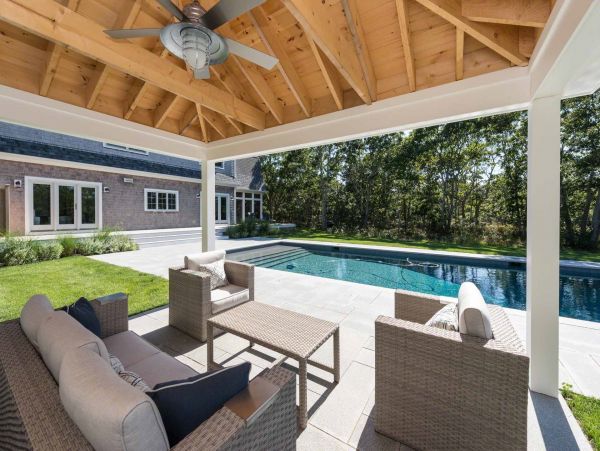 Cape Cod Home 994694