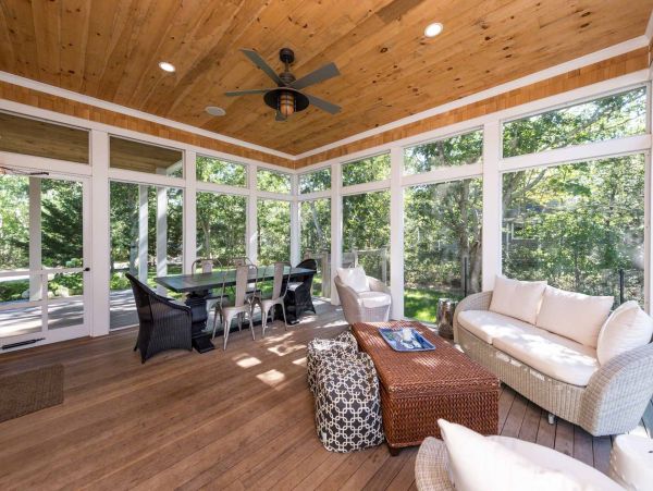 Cape Cod Home 994694
