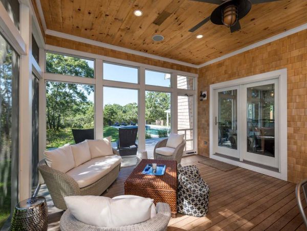 Cape Cod Home 994694
