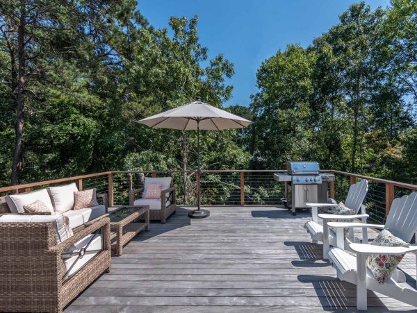 Cape Cod Home 994699