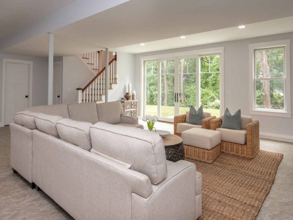 Cape Cod Home 994699