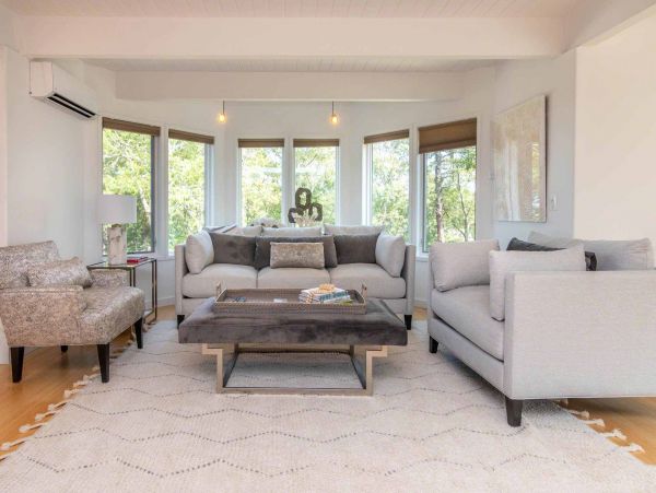 Cape Cod Home 994702