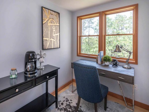 Cape Cod Home 994702