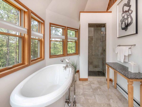 Cape Cod Home 994702