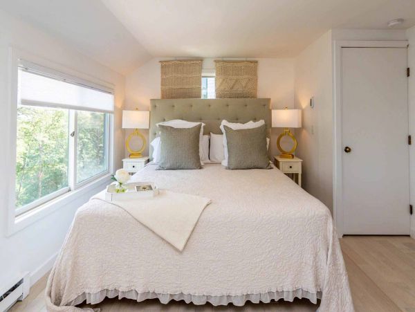 Cape Cod Home 994702